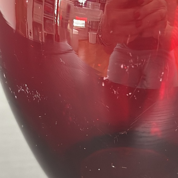 Anchor Hocking Vintage Ruby Red Depression Glass Vase - Picture 5 of 13